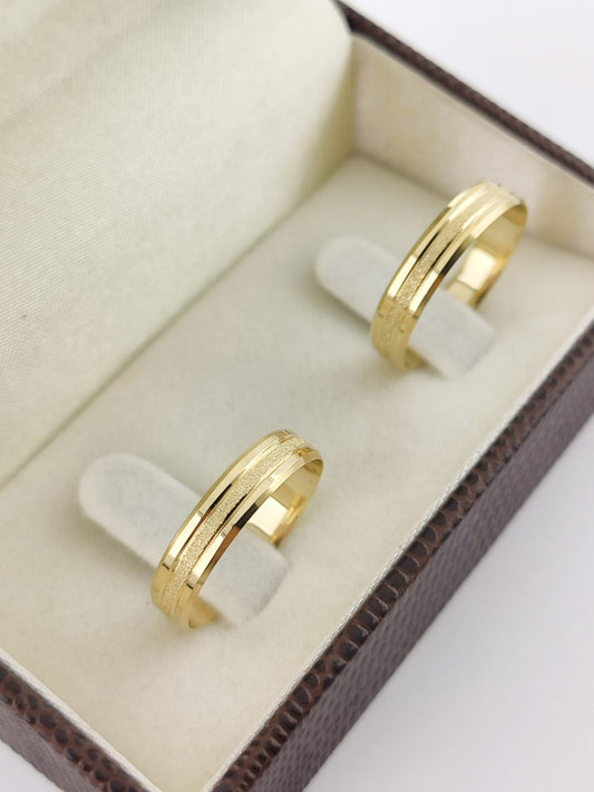 Aliança Reta 4mm Clássica e Confortável em Ouro 18K Acabamento Premium RT 68 Sou Linda