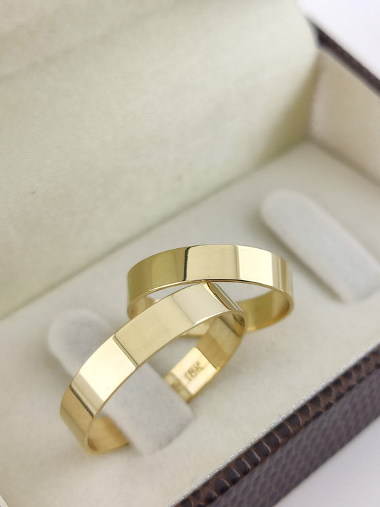 Aliança Reta 4mm com Brilho Elegante em Ouro 18K Acabamento Premium RT 72 Sou Linda