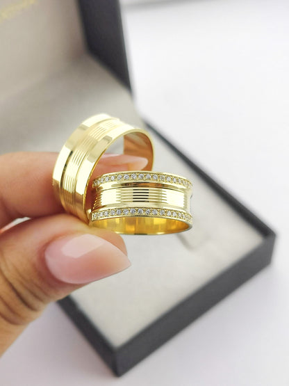 Aliança Reta 8mm com Cravejamento de 40 Pedras em Ouro 18K Acabamento Premium RT 93 Sou Linda