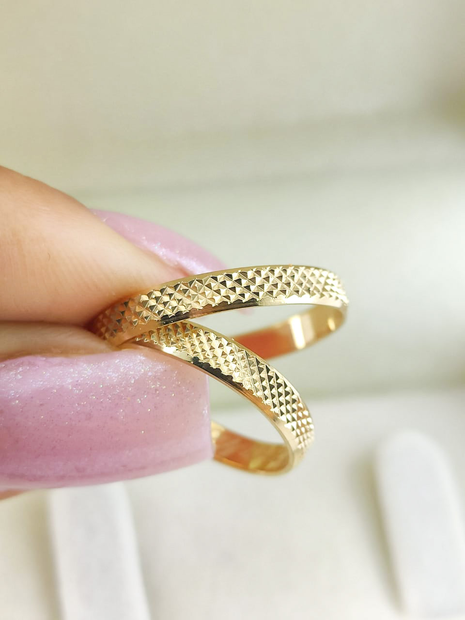 Aliança Reta 3mm com Brilho Intenso em Ouro 18K Acabamento Premium RT 79 Sou Linda